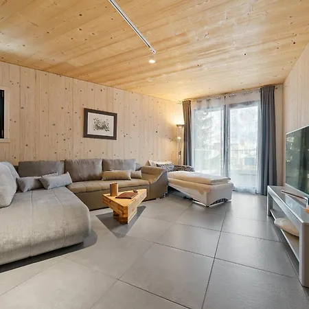 Aparthotel Zell Am 4*