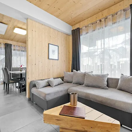 Aparthotel Zell Am 4*