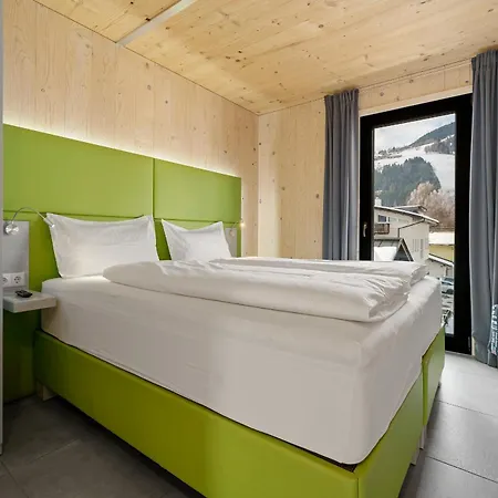 アパートホテル Zell Am 4*