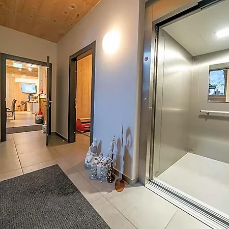 Zell Am Apartmanhotel 4*