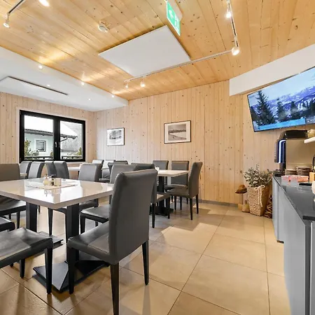 Zell Am Aparthotel *