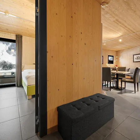 Zell Am 4*